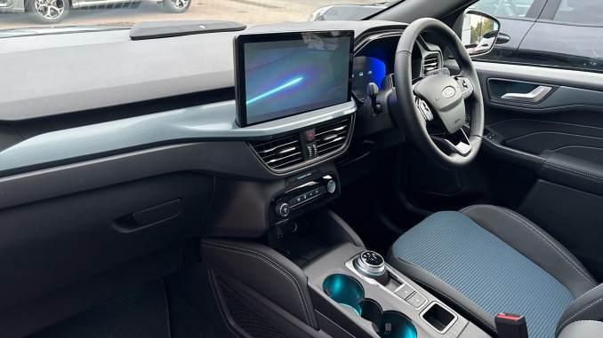 Ford Kuga 2.5 FHEV BlueCruise Edition 5dr CVT Hybrid Estate - Image 9